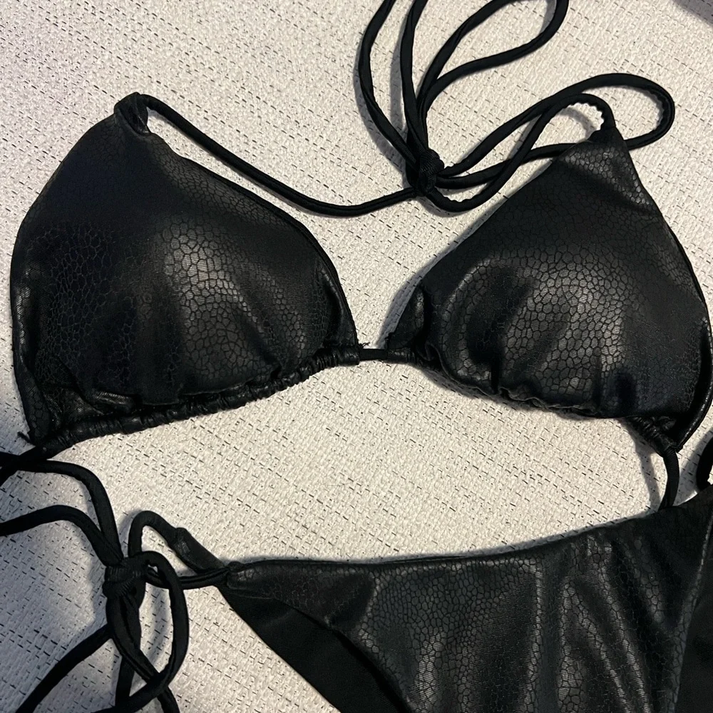 Berry Beachy Liquid Black Snakeskin / Leather ish Style Bikini - Picture 3 of 5